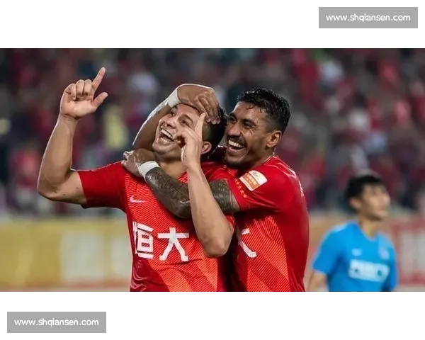 萨里奇戴帽破咒后发声:剩两场死磕到底 萨里奇戴帽破咒后发声:剩两场死磕到底