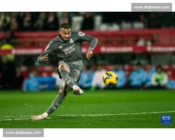 国家德比乱战!皇马围堵 18 岁亚马尔,维尼修斯险动手,贝林厄姆暗讽 国家德比乱战!皇马围堵 18 岁亚马尔,维尼修斯险动手,贝林厄姆暗讽