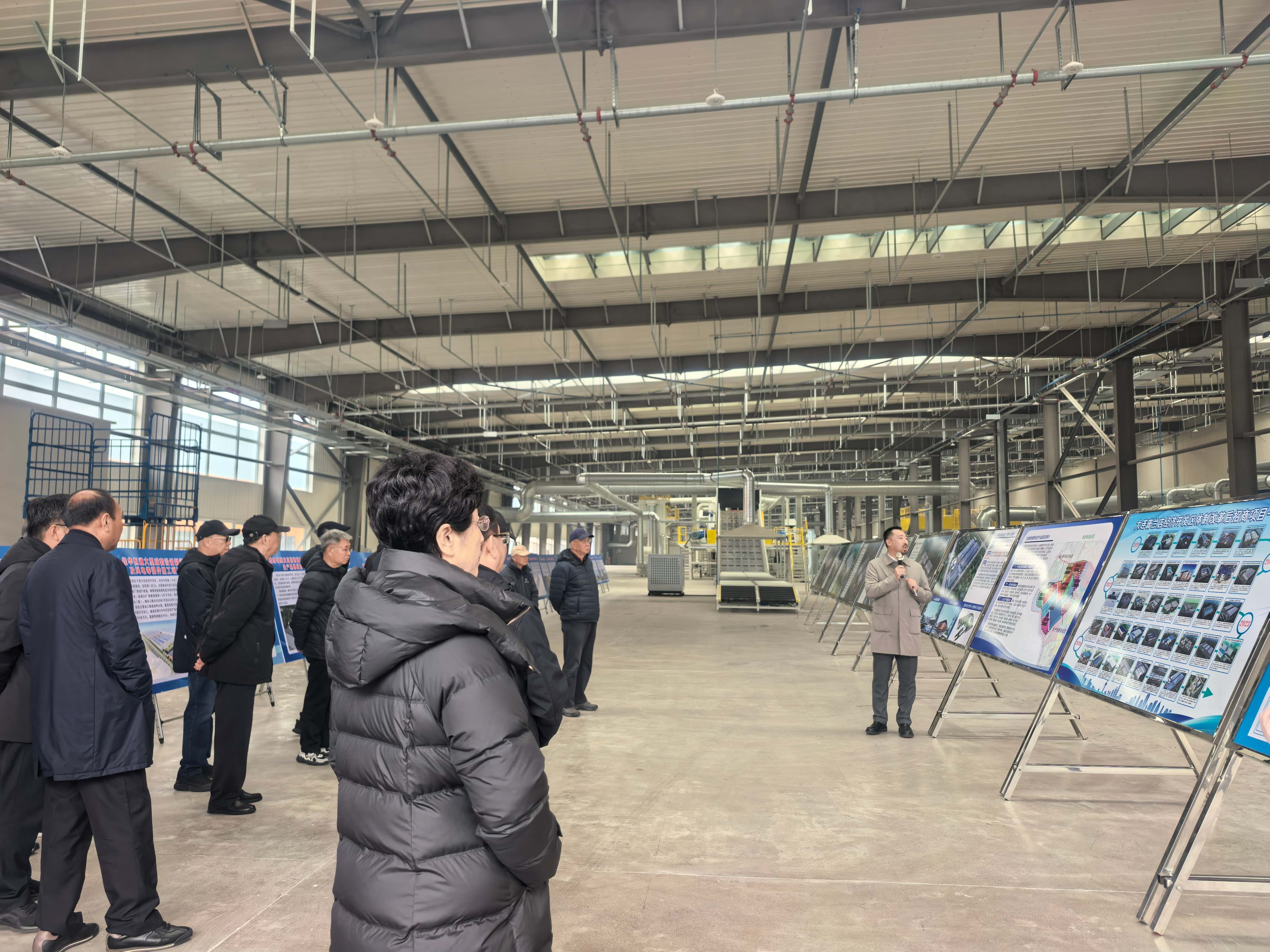大连市老干部调研大连918.com集团循环经济产业园 点赞绿色发展新实际(图4)